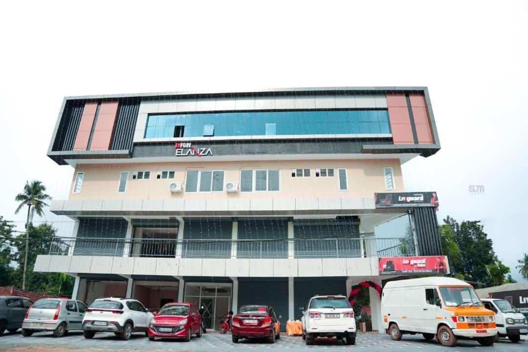 Emfore Elanza Kottayam Esterno foto